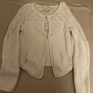 Odd Molly kofta - En väldigt fin odd molly kofta som knappt är andvänd❤️Priset kan diskuteras❤️Skriv för mer info❤️❤️