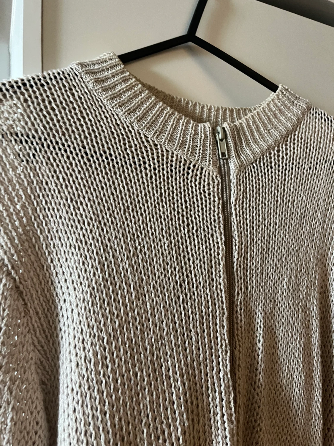 Glesstickad kofta  - 90