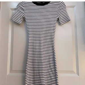 Klänning  - Söt klänning 💖