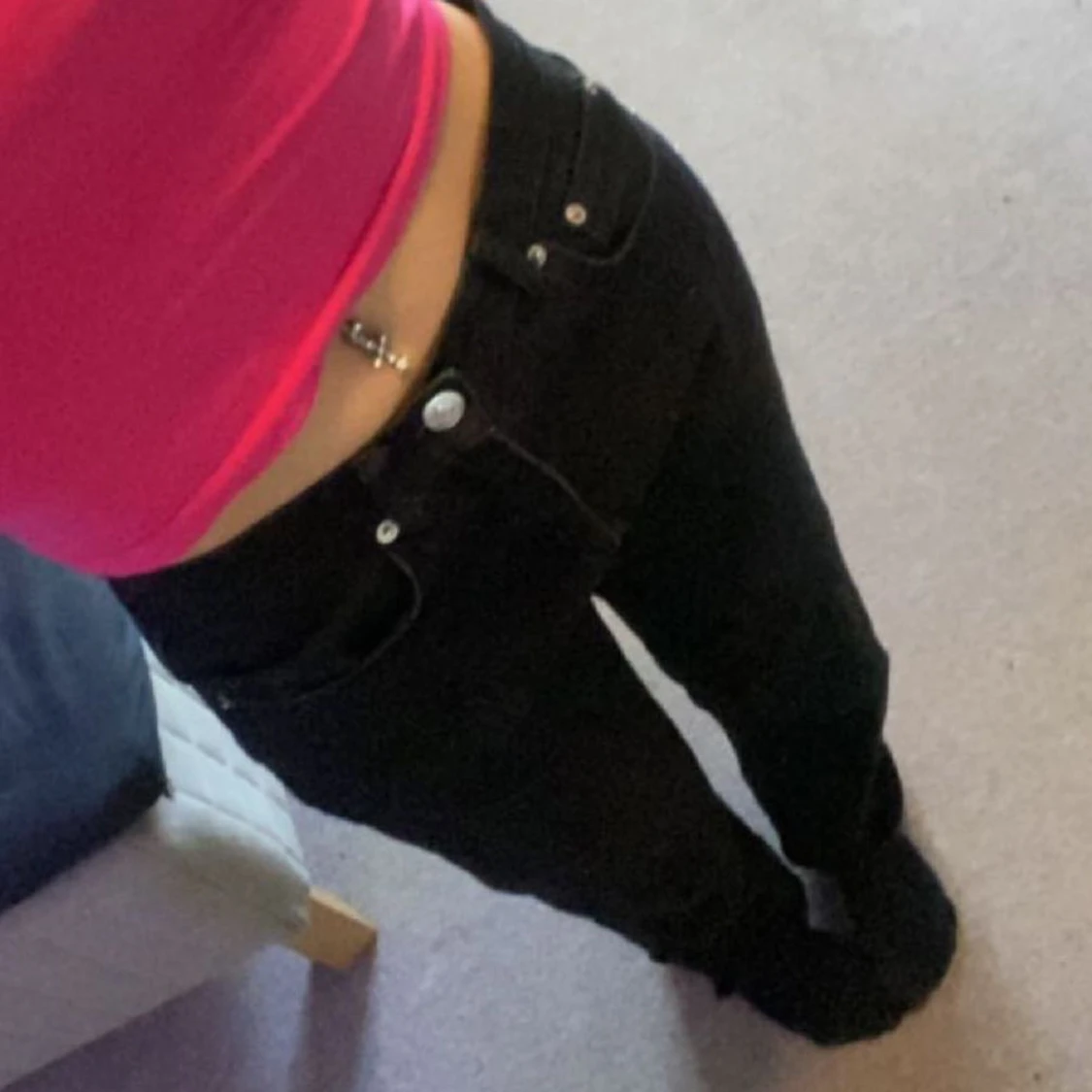 Jeans med klorindesignade fickor - 90