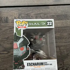 FUNKO POP! GAMES HALO ESCHARUM WITH GRAVITY AXE no22. Oöppnad 