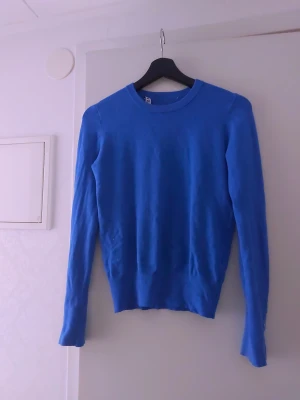 Tröja - Tröja i andvänd men fint skick