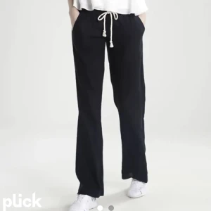 Roxy linnebyxor  - Säljer nu mina linnebyxor från Roxy då dom inte längre kommer till någon stor användning 