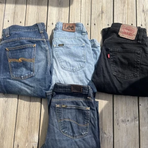 Lågmidjade jeans - Säljer dessa URSNYGGA lågmidjade jeans ifrån olika märken som Lee, Levis och nudie💘 de är i strl mellan xs och S💘 säljer då de är stora och små på mig. Alla ligger på 1000kr på nypris och jag säljer de för 300kr-500kr💘