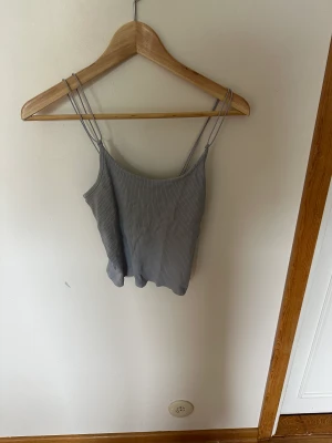 Basic linne - Linne från lager 157. Snyggt Basic plagg i bra skick 