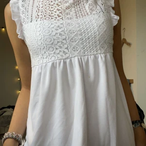 Vit blus - Bra skick 