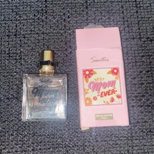 Säljer denna parfym, ett sprut är använt (står ej för frakten) 🙌🏻 