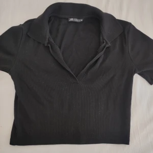Zara topp - Svart topp från Zara 