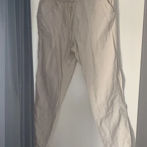 Linnebyxor  - Säljer fina linnebyxor knappt använda 