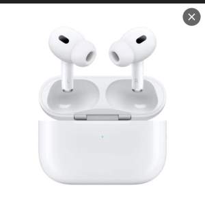 Säljer ett par reps airpods pro Hel nya