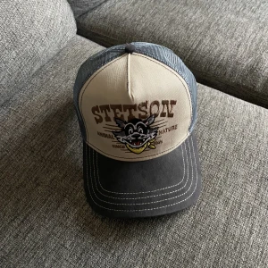 Stetson  keps  - Säljer min aldrig använda Stetson keps. Nypris 499kr. 
