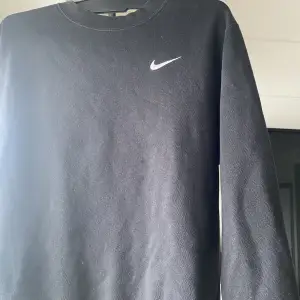 Nike tröja i storlek S 🖤