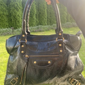 Väska - Liknande Balenziaga väska ⭐️⭐️(lägger ut igen)