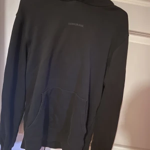 Calvin Klein hoddie - Storlek s svart 9/10 skick ny pris 1300