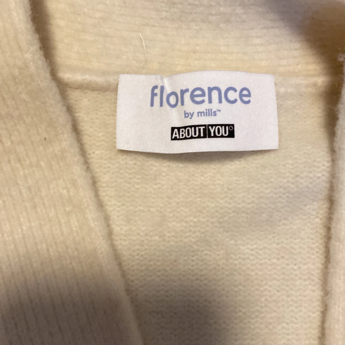 Florence by Mills cardigan - 90