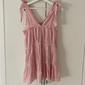 Klänning - Super söt sommarklänning från asos