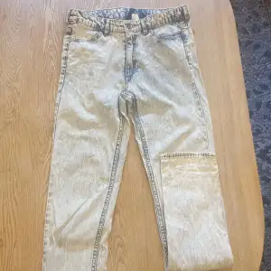 Stentvättade tighta jeans från hm 
