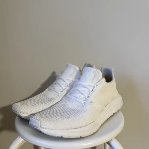 Adidas Skor - Adidas Skor Cond 6/10 