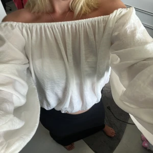 Topp - Fin topp från bikbok! Mycket bra skick, frakten ingår❤️