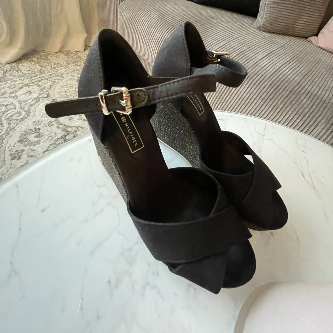 Tommy Hilfiger klackskor  - 90