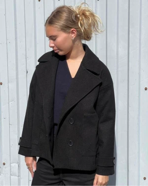 Gina design by si kappa - Kontakta för mer information, den är köpt för 850kr 