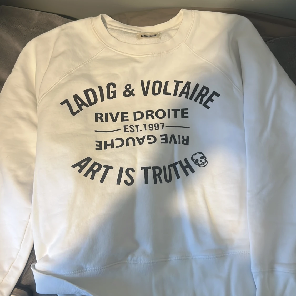 Zadig & Voltaire  - 90