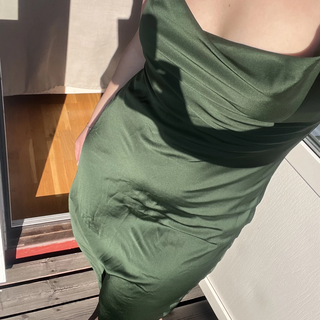 Grön satinklänning - 90