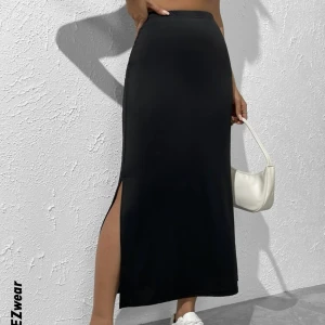 Långkjol - Säljer denna nya kjol då den inte satt som jag önskade 