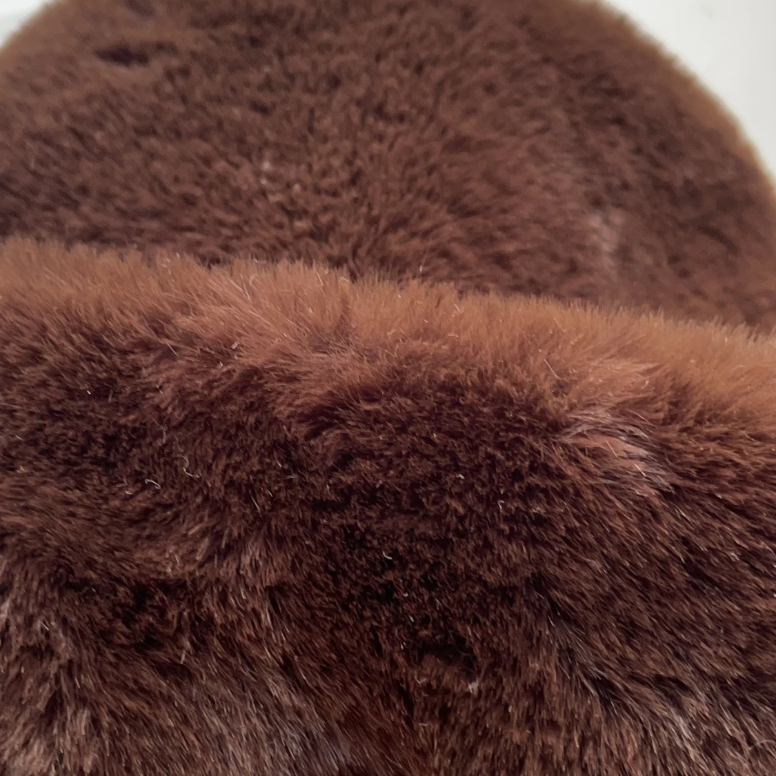 Fluffig mössa <3 - 91