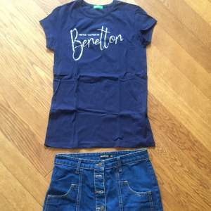 Blå t-shirt, Benetton,  stl 164 (aldrig använd),  blå jeanskjol, stradivarius,  stl 36 Pris: 100:-