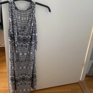 Strand klänning - Jätte skön och köpt utomlands