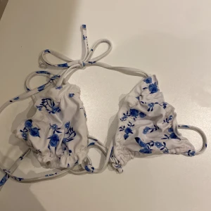 Bikini - En bikini topp i storlek xs. Skriv för fler frågor👙💓