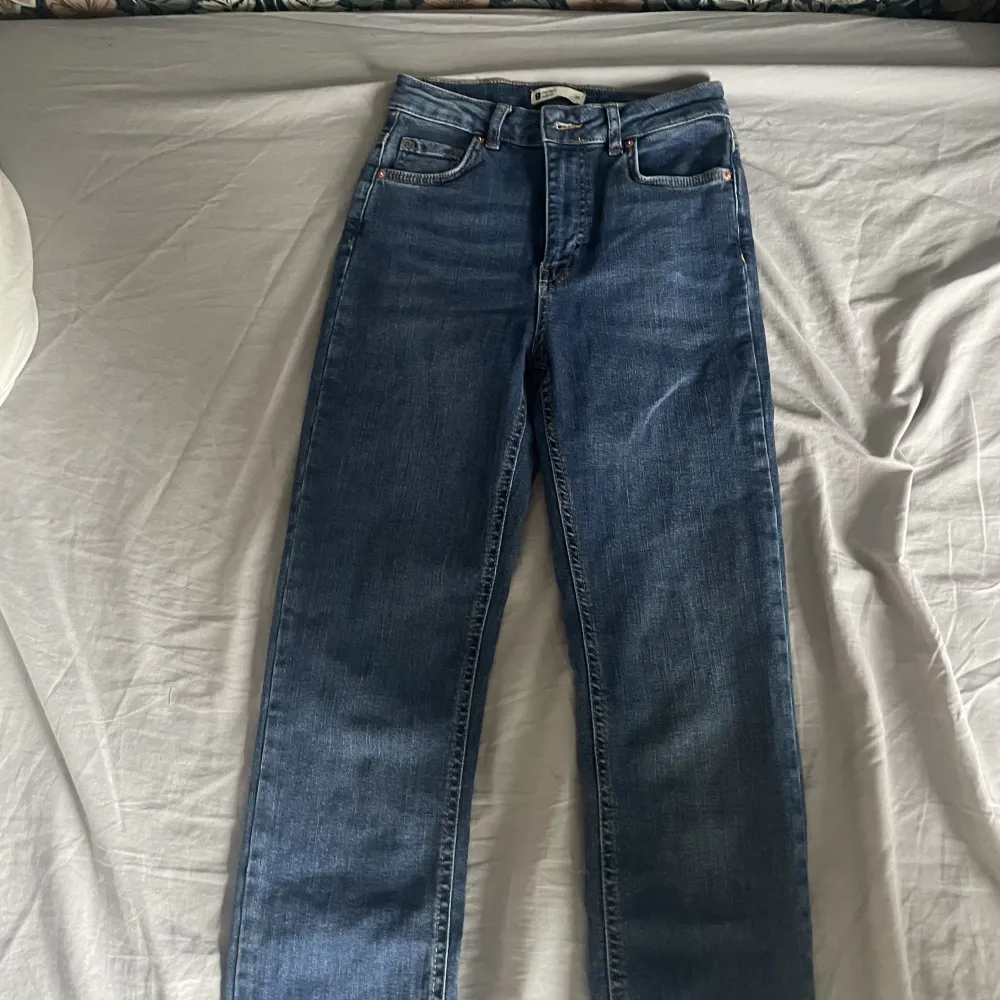 Fina mörk blåa jeans från finaltrycket original pris 499. Jeans & Byxor.