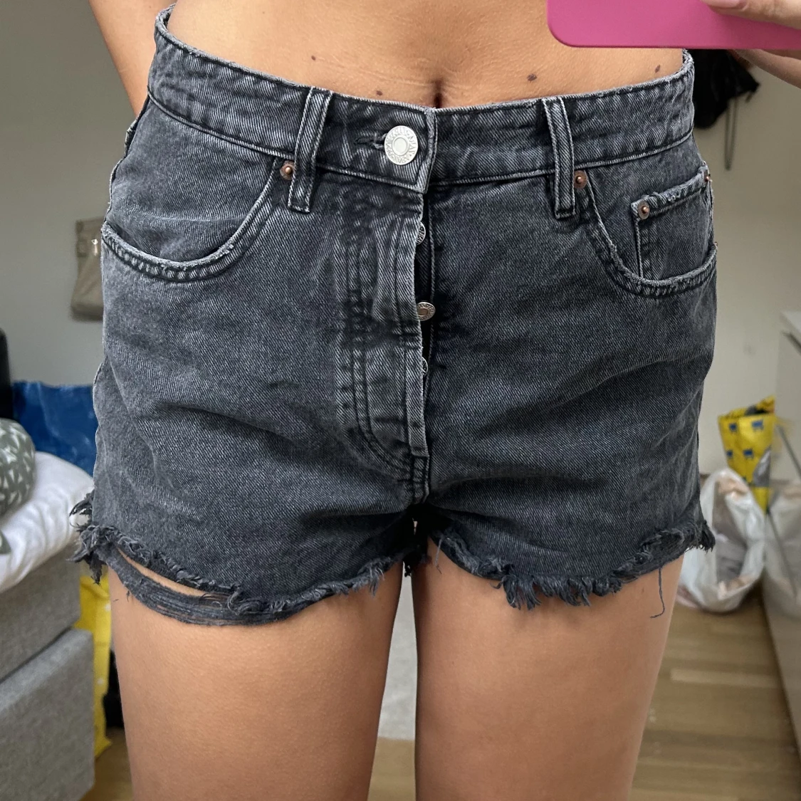 svarta shorts zara
