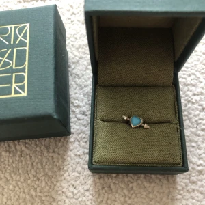 Marianilsdotter örhänge  - Jättefint örhänge från Marianilsdotter🥰