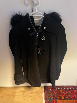 Zara jacka  - Perfekt jacka till hösten, i bra skick