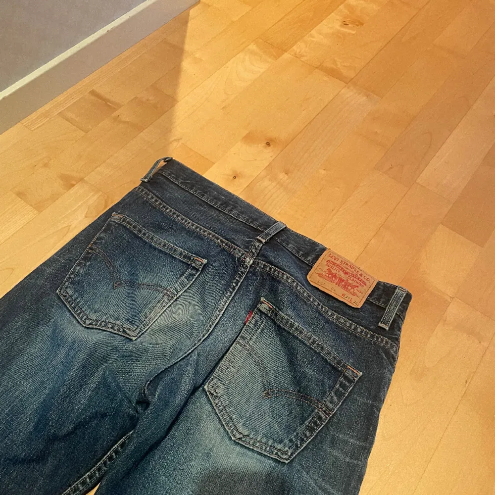 Såå snygga levis jeans i bra kvalité. Jeans & Byxor.