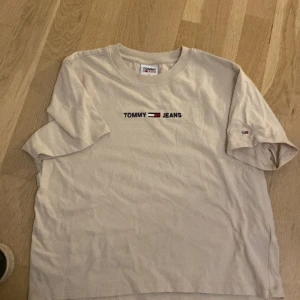 Kortare top - Bra skick 8/10 kortare modell