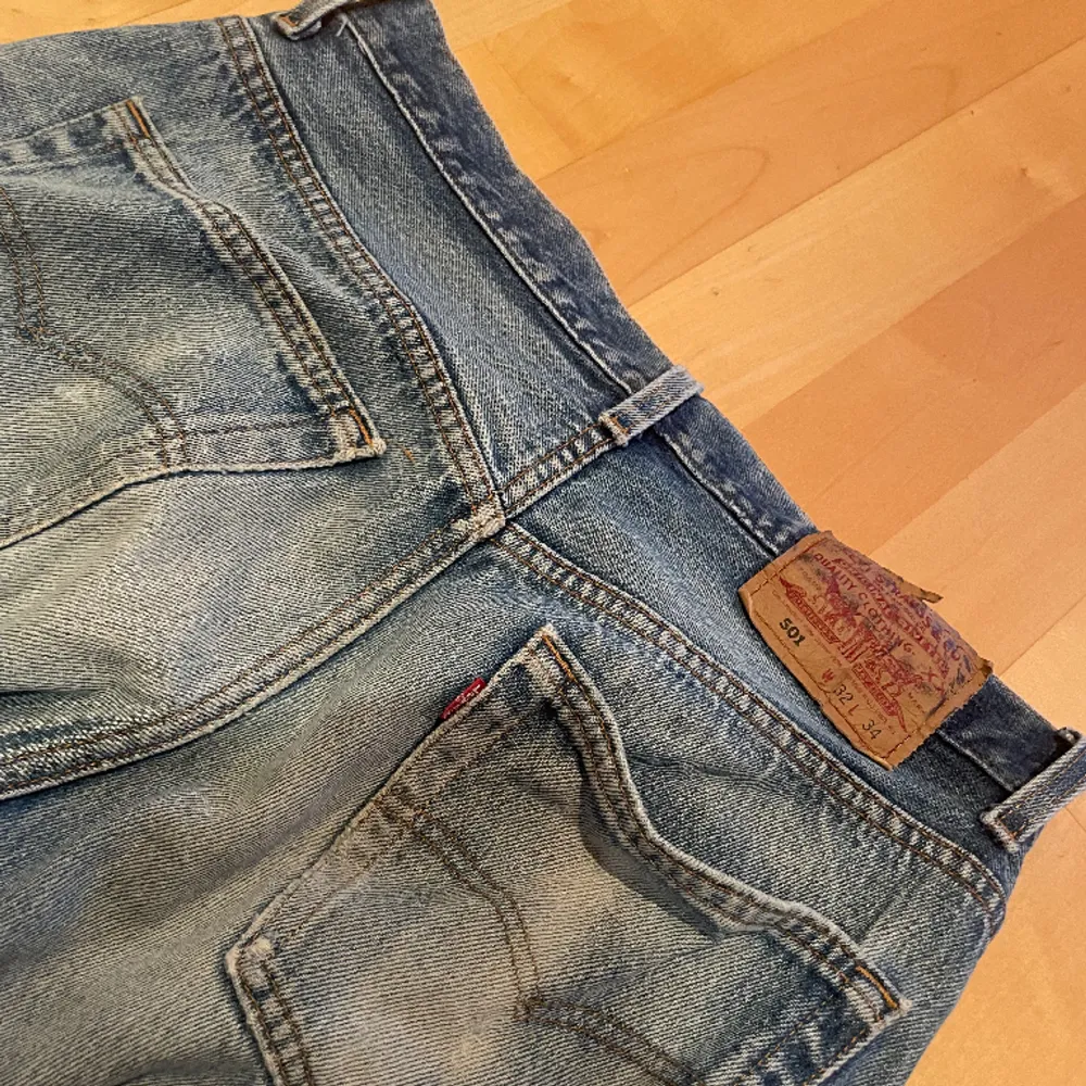 Snygga levis jeans. Jeans & Byxor.