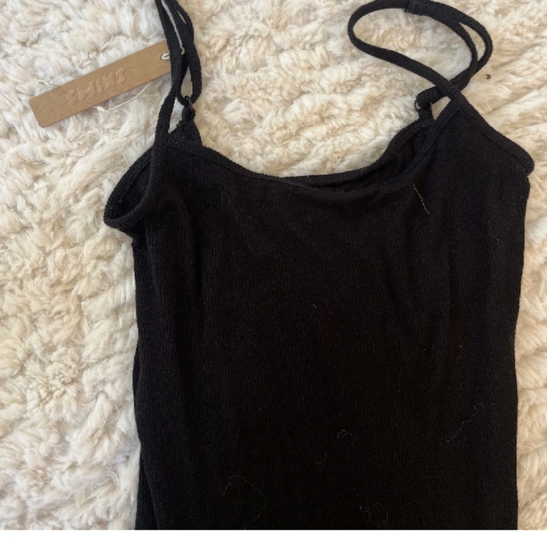 Svart tajt klänning  - 90