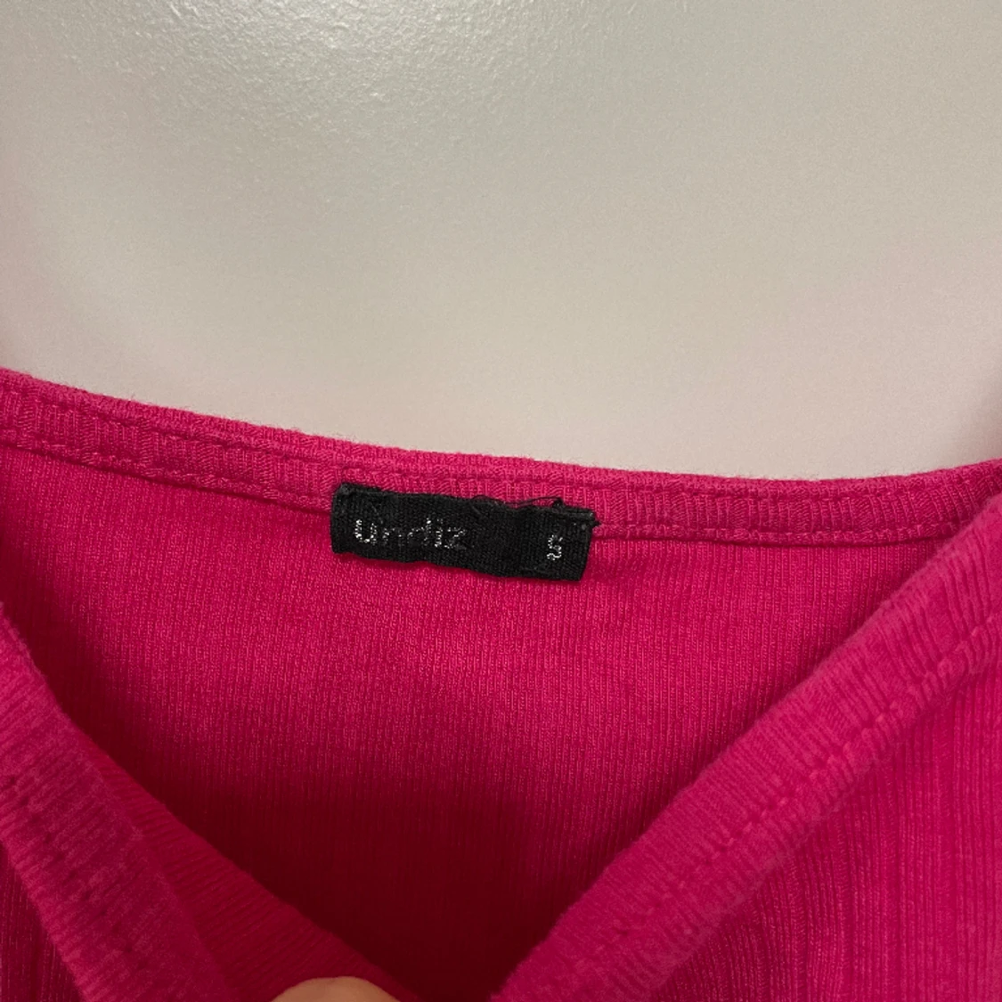 Barbierosa topp - oanvänd💖 - 91