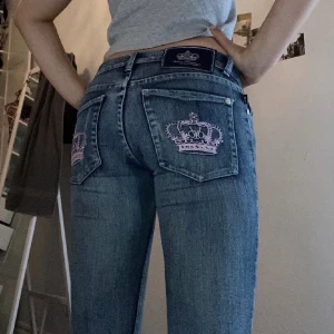 Victoria Beckham jeans bootcut flare lågmidjade - Intressekoll på dessa lågmidjade victoria Beckham jeansen som köptes på plick!!💕💕🤍