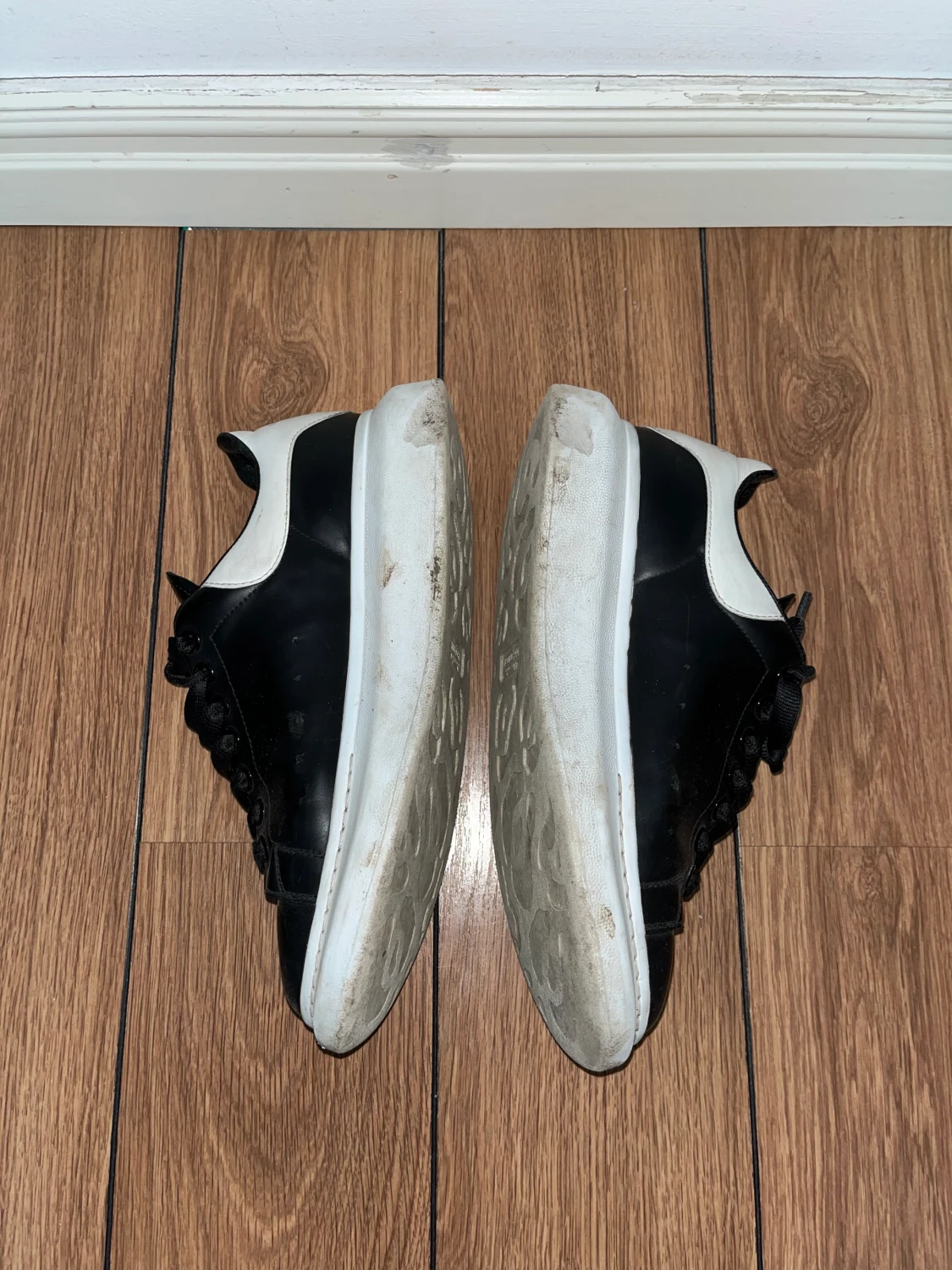 Alexander mcqueen  - 90