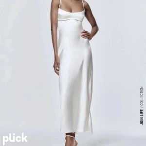 Zara klänning - Söker denna klänning från zara asap!!