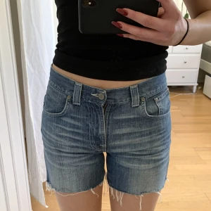 Jeansshorts - Använd köp nu! Midwaist jeansshorts💋midja:78 
