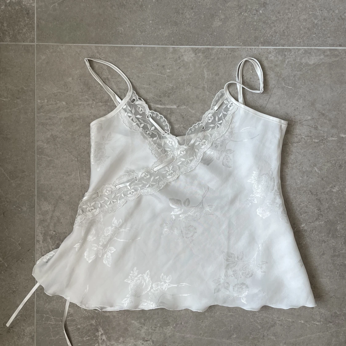 söt vit sliptopp💕