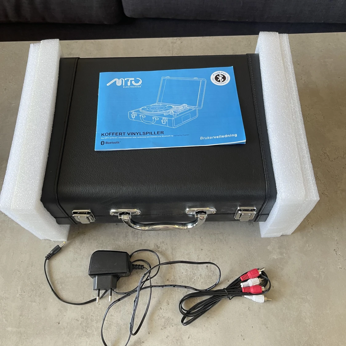 Vinylkoffert med bluetooth - 91