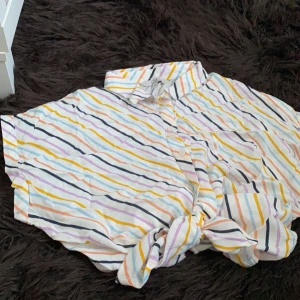 Topp - (Köp 3 betala för 2)💕