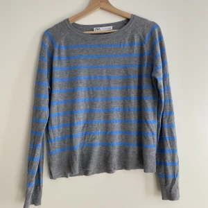 Långärmad - Tunn långärmad från Zara. Använder ej.