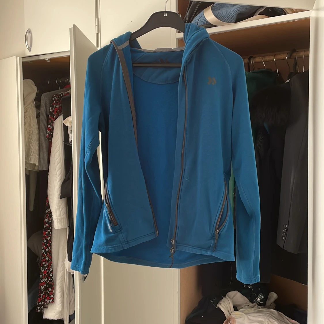 Tränings kofta  - 90